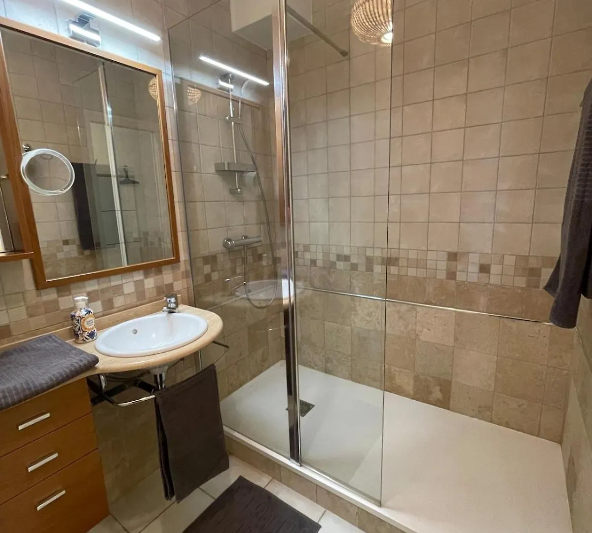 Chaleureux Appartement Sur Brest 0*,